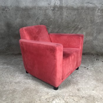 Rode Suédine fauteuil van Kartell Collection